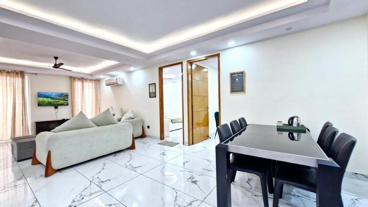 Apartment Homlee-classic 4bhk Flat Del-lift-parking